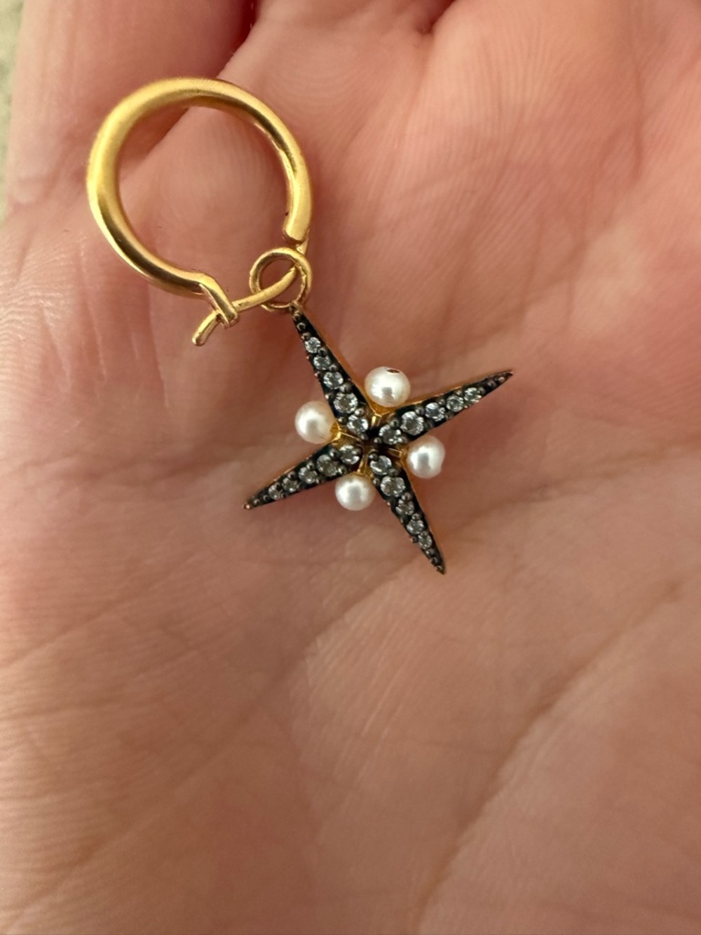 Genuine Missoma x Harris Reed 18K Gold Plated North Star Pearl Hoop Earrings - Picture 4 of 9